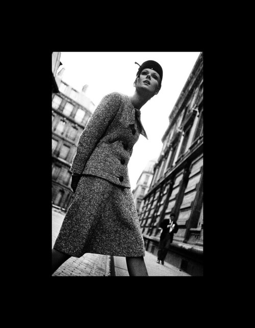 022-photographer_brian_duffy