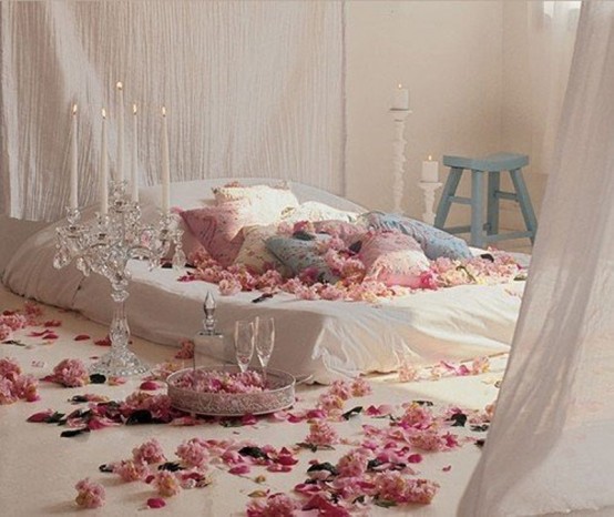 beautiful-bedroom-interior-ideas-for-valentines-day-2-554x466
