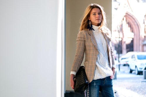 svetlana shashkova in vintage plais blazer