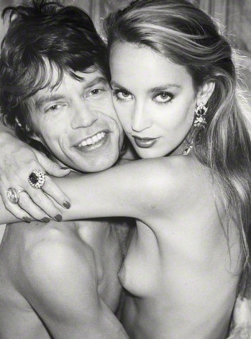 3272355-R3L8T8D-550-Mick-Jagger-e-Jerry-Hall-1981
