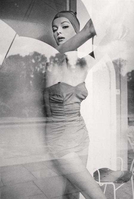 A-WALKIN-TALKIN-SWIMMIN-DOLL-1960-by-NORMAN-PARKINSON-1913-1990-C28514