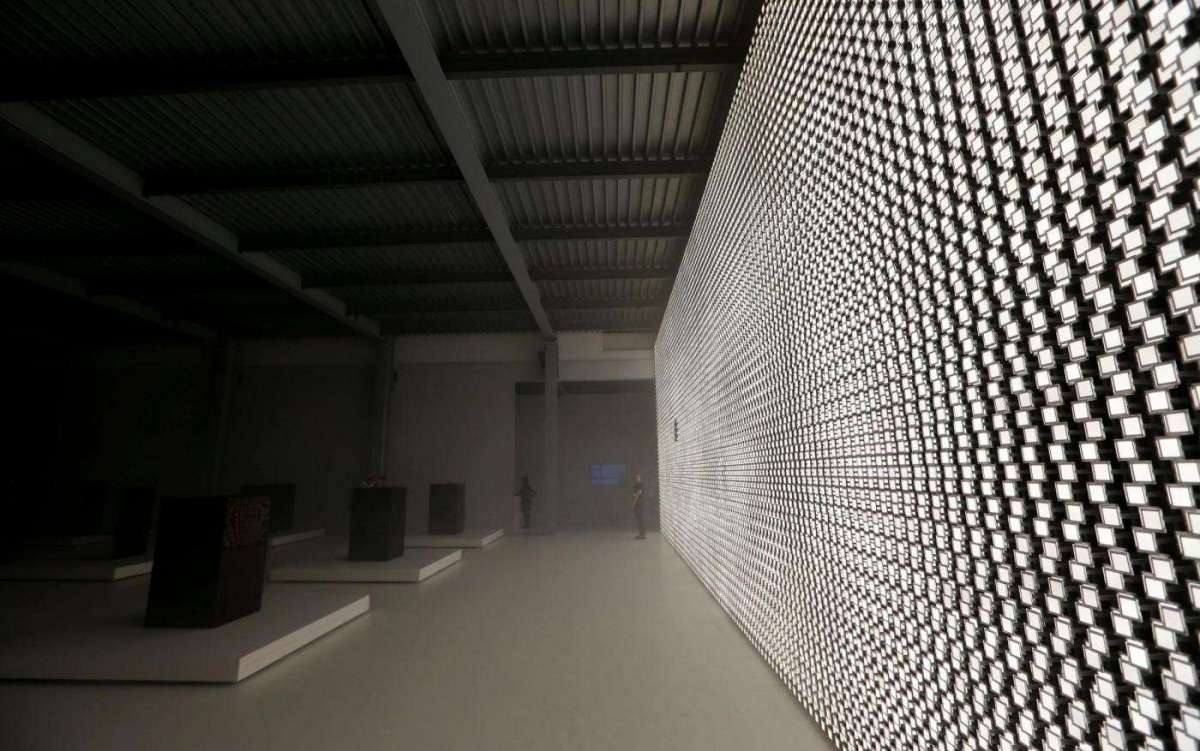 prospettive-artwork-futurista-di-lg-e-tokujin-yoshioka