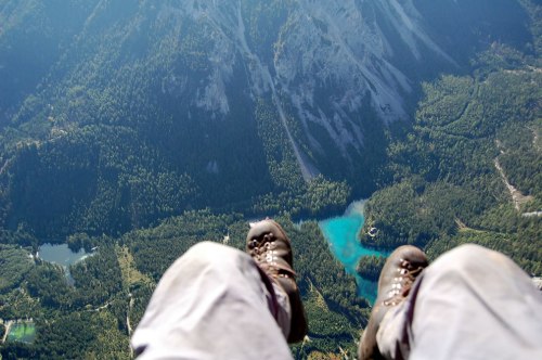 Paragliding-over-Grüner-See