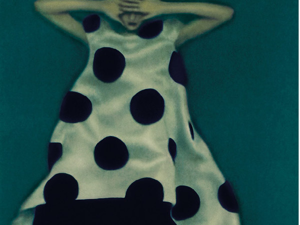 81929-Armani_Silos_-_From_One_Season_to_Another_SARAH_MOON